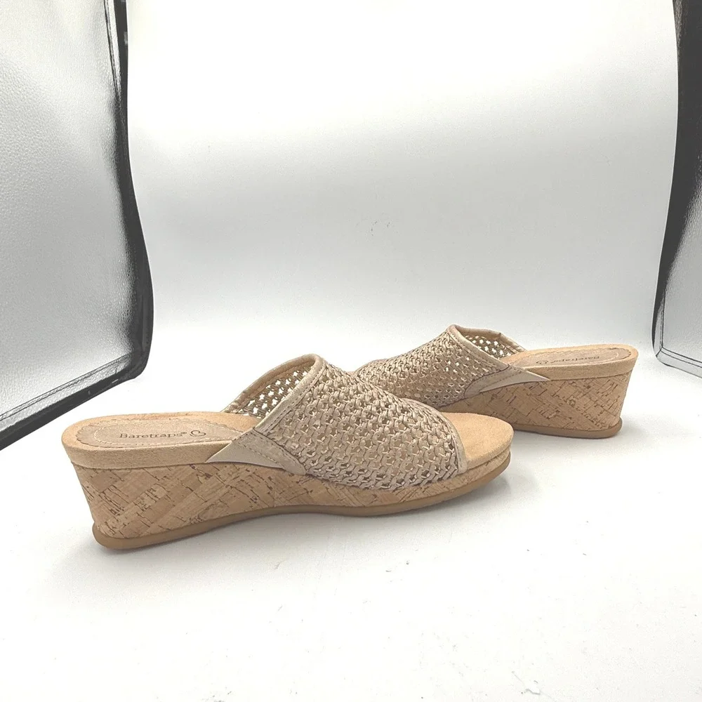 Baretraps Flossey Mary Jane Clogs Womens 9M Gold Perforated Platform Heels